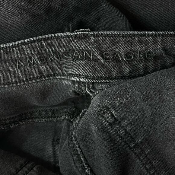 American Eagle SZ 2 Mom Straight Jeans Distressed Pockets High-Rise Faded Black - Picture 9 of 12